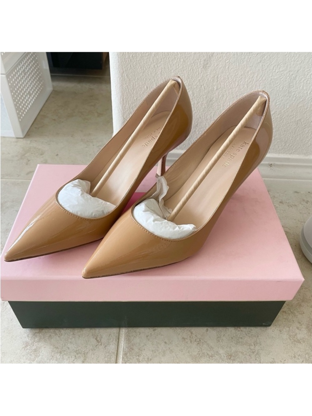 Kate Spade Sonia patent leather pump heels 7